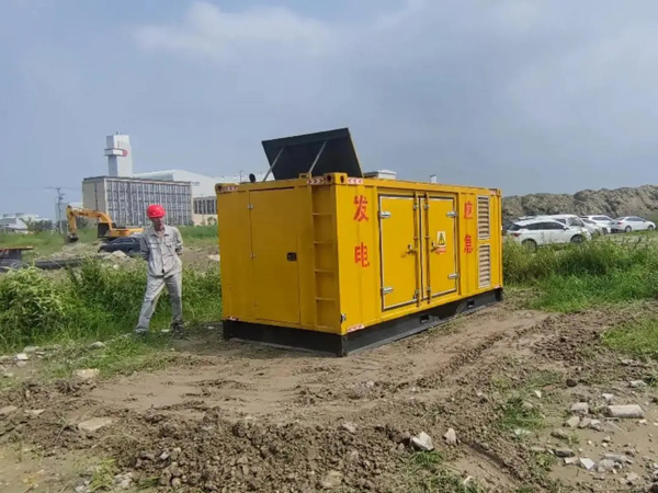 轵城镇200KW柴油发电机机组每小时的油耗量受哪些因素影响?