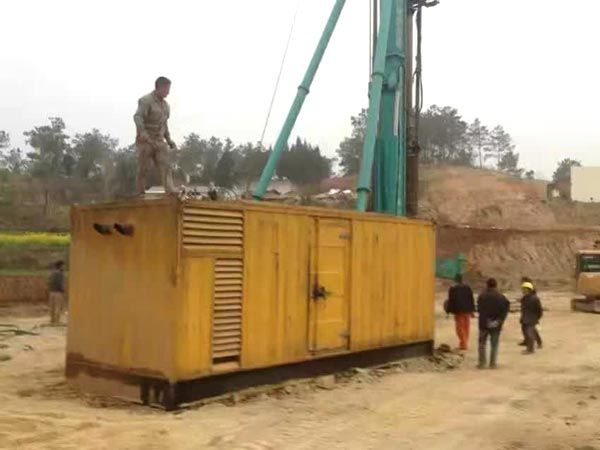 轵城镇如何判断水冷式机油散热器密封件是否需要更换?